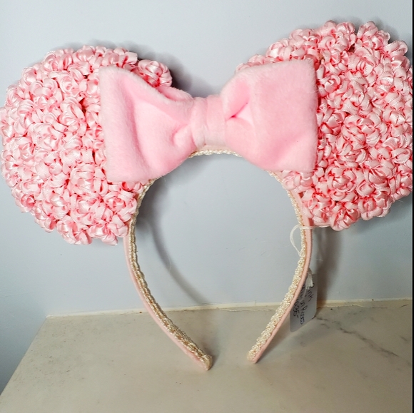 *SOLD* Blush Rose's Minnie Ears - Picture 1 of 2